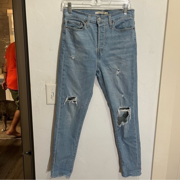 Levi’s Wedgie Skinny Distressed Light Wash Jeans 28 - Picture 2 of 15